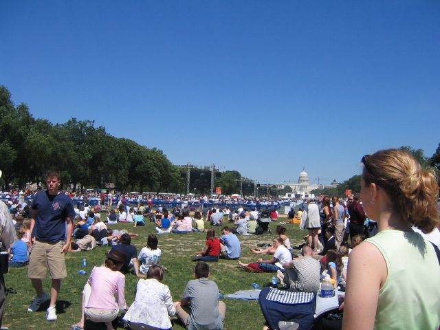 Crowd from the WWII Memorial Dedication